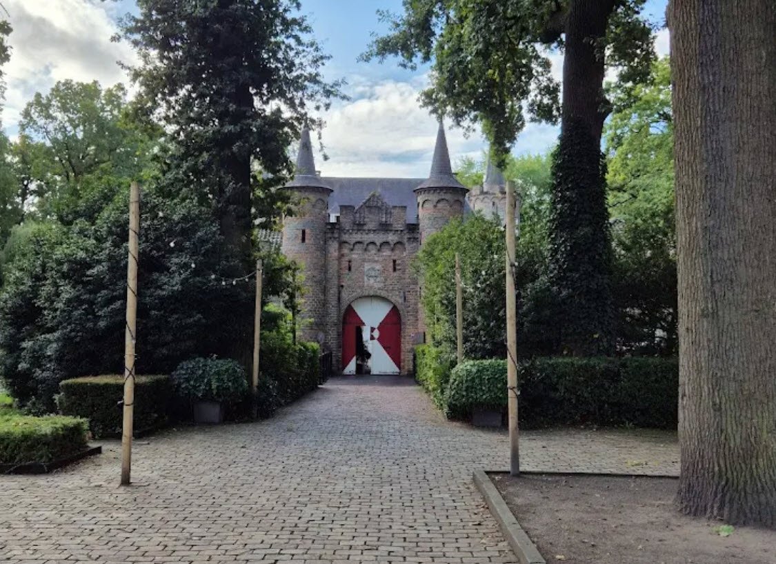 Kasteel Raadhuis Dommelrode, Netherlands